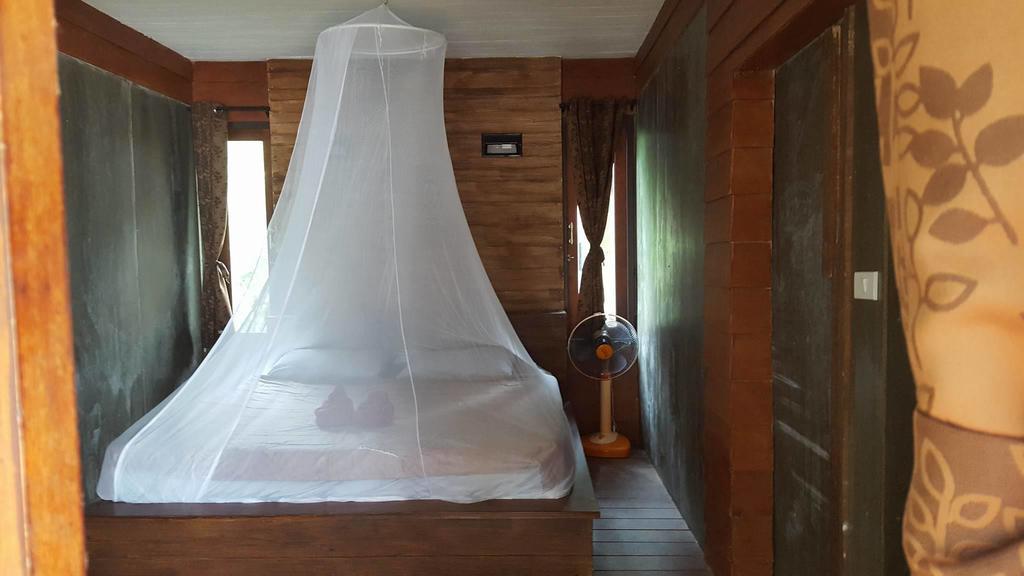 Vijit Bungalow パヤム島 エクステリア 写真