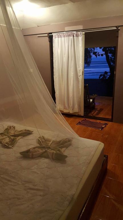 Vijit Bungalow パヤム島 エクステリア 写真