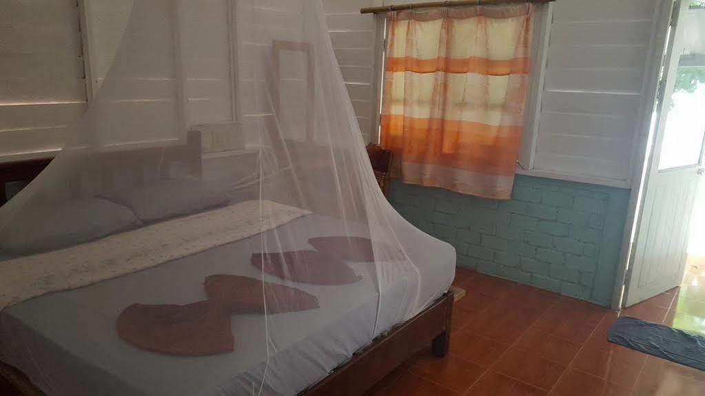 Vijit Bungalow パヤム島 エクステリア 写真